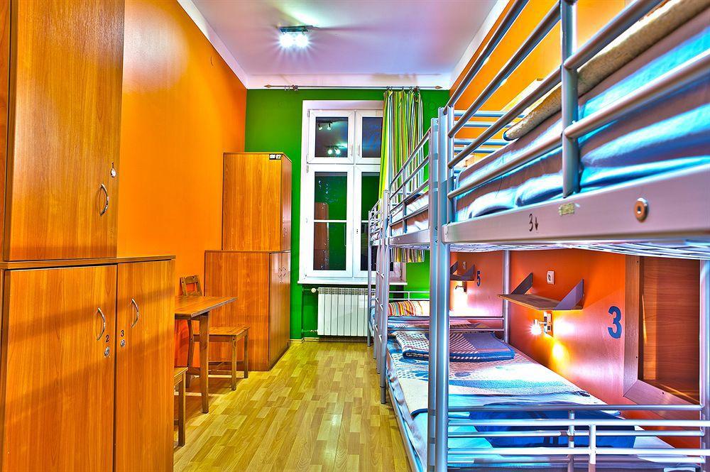 Nathan'S Villa Hostel Βαρσοβία Εξωτερικό φωτογραφία